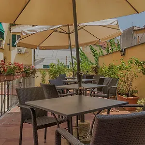 Hotel Monica, Florencie