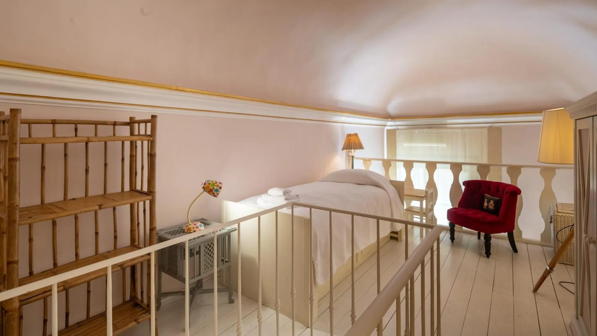 Serragli Grand Palace Florence Apartment