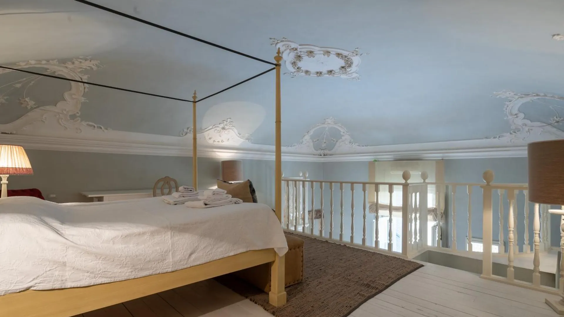 Apartment Serragli Grand Palace Florence Italy