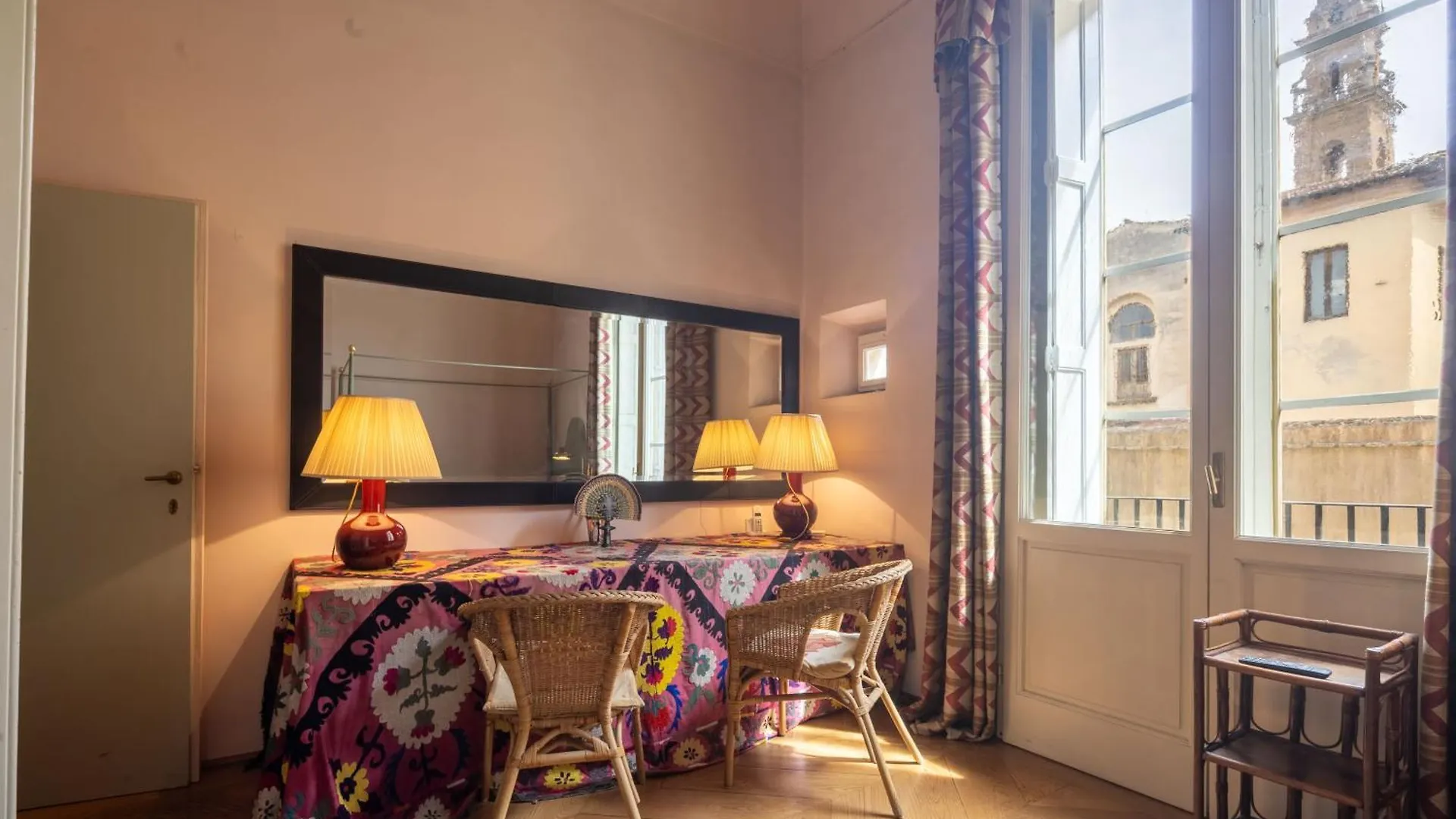 Serragli Grand Palace Florence Apartment